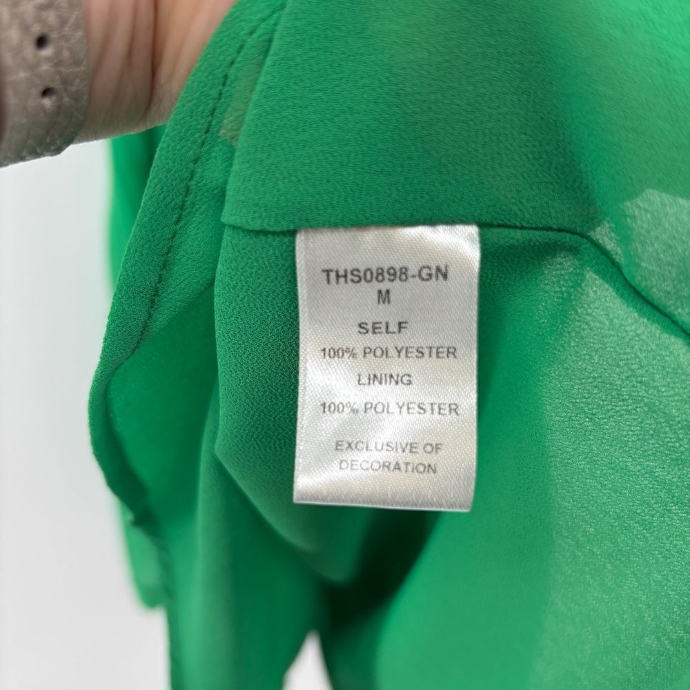 THML Kelly Green Pleated halter sleeveless Blouse work wear women’s m - Picture 2 of 5